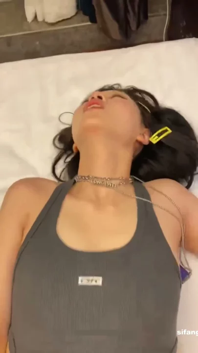 Screenshot 16 from Japanese POV Uncensored — Xueer’s Amateur Bedroom Scene with Face Shown