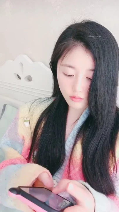 Screenshot 11 from 日本独居生活 — 穿着淡色家居服的 ASMR，露脸展示