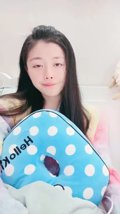 Screenshot 3 from 日本独居生活 — 穿着淡色家居服的 ASMR，露脸展示