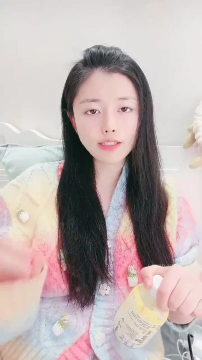 Screenshot 5 from 日本独居生活 — 穿着淡色家居服的 ASMR，露脸展示