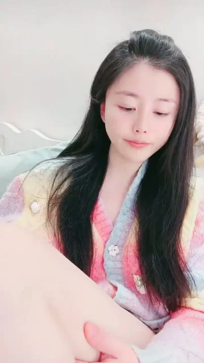 Screenshot 8 from 日本独居生活 — 穿着淡色家居服的 ASMR，露脸展示