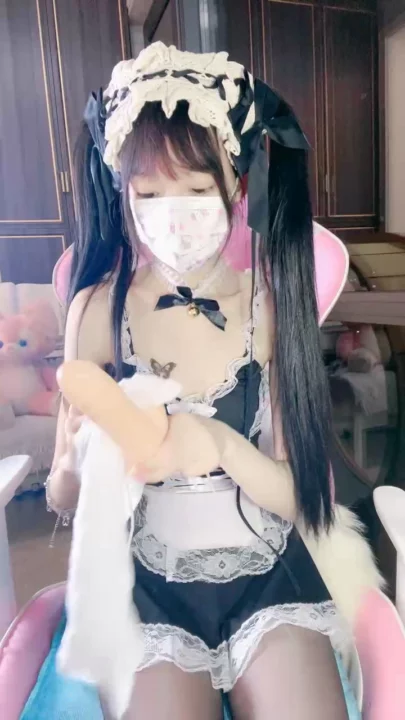 Screenshot 9 from Japanese Solo Maid Cosplay — Mimi in Black Thigh-Highs and Face Mask