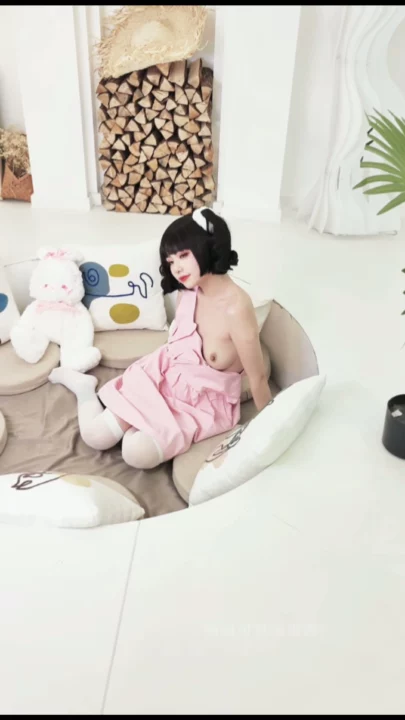 Screenshot 11 from Japanese Solo Masturbation — Petite Asian in Pink Lingerie and Robe