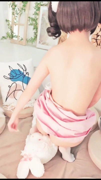 Screenshot 16 from Japanese Solo Masturbation — Petite Asian in Pink Lingerie and Robe