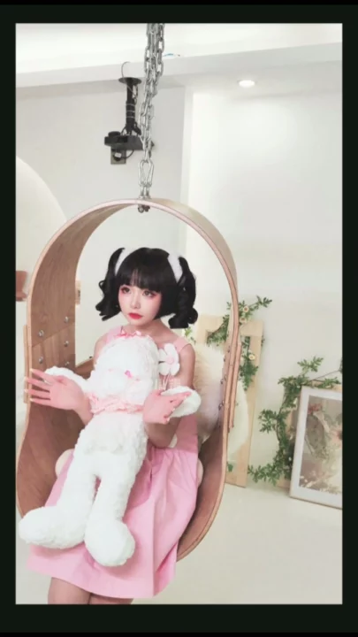 Screenshot 10 from Japanese Solo Masturbation — Petite Asian in Pink Lingerie and Robe