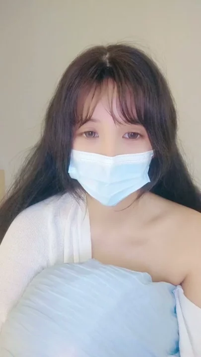 Screenshot 30 from Japanese Solo Masturbation — Petite Face-Shown Amateur with Surgical Mask