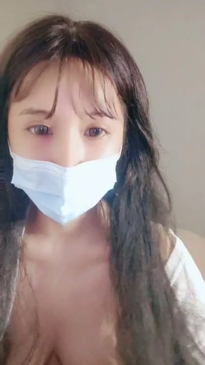 Screenshot 4 from Japanese Solo Masturbation — Petite Face-Shown Amateur with Surgical Mask