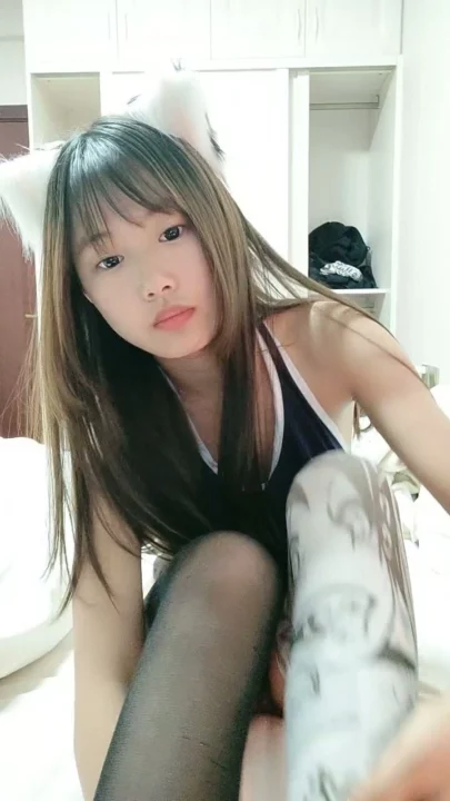 Screenshot 4 from Japanese Solo Masturbation — Petite Lulu in Lingerie and Cat Ears