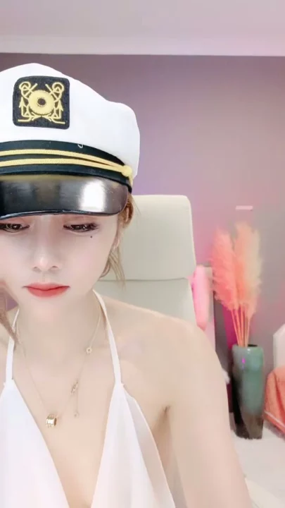 Screenshot 14 from Japanese Solo Masturbation — Sasa in Lingerie with Glasses and Face Shown