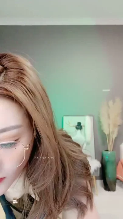 Screenshot 17 from Japanese Solo Masturbation — Sasa in Lingerie with Glasses and Face Shown
