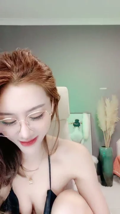 Screenshot 19 from Japanese Solo Masturbation — Sasa in Lingerie with Glasses and Face Shown