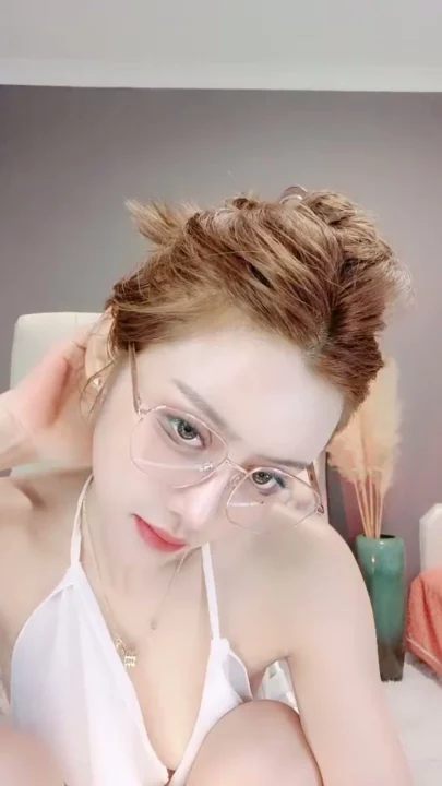 Screenshot 9 from Japanese Solo Masturbation — Sasa in Lingerie with Glasses and Face Shown
