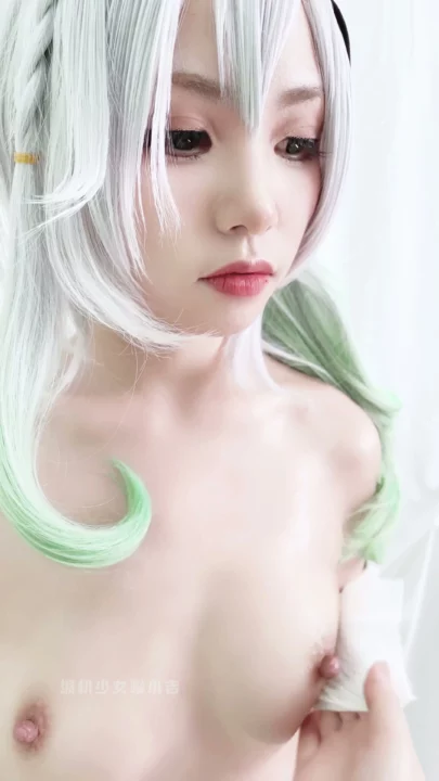 Screenshot 11 from Japanese Solo Masturbation — Xinxin’s Lingerie and Shaved Pussy Self-Showcase