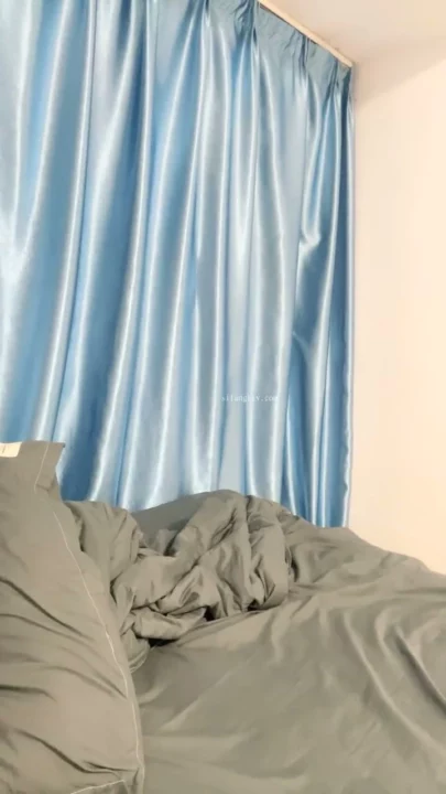 Screenshot 40 from Livestream Leaked POV — Petite Asian Masturbation in Blue Bathroom