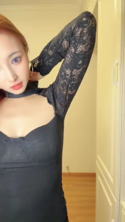 Screenshot 19 from Niuniu Tự Sướng POV Quyến Rũ — Em Á Châu Nhỏ Nhắn Khoe Hàng Trong Áo Choàng Mềm Mại