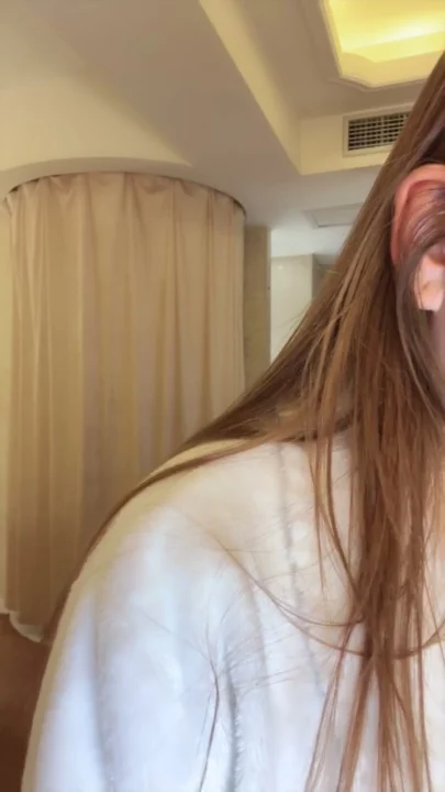 Screenshot 27 from Niuniu Tự Sướng POV Quyến Rũ — Em Á Châu Nhỏ Nhắn Khoe Hàng Trong Áo Choàng Mềm Mại