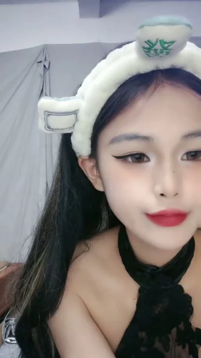 Screenshot 5 from Petite Asian POV Uncensored — Cat-Ear Solo Posing and Nude Spread