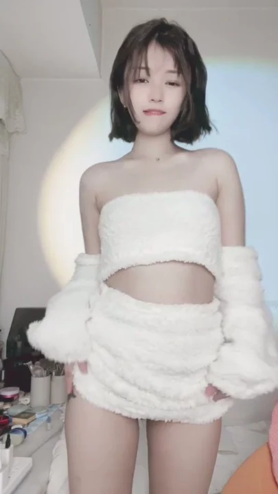 Screenshot 7 from Petite Asian Solo Tease — Softcore Lingerie Posing in JAV Style