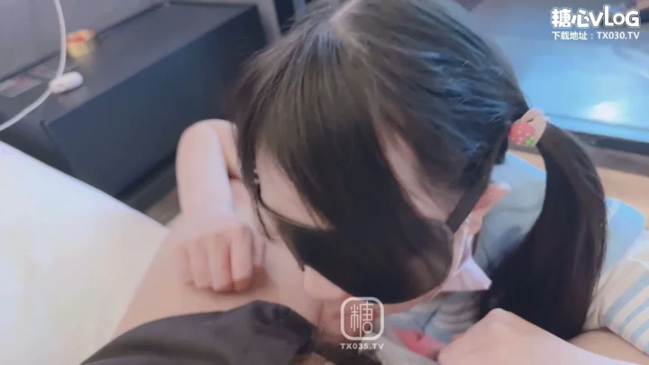 Screenshot 5 from Petite Beibei POV — Shaved Pussy and Anal Ride with Creampie Finish