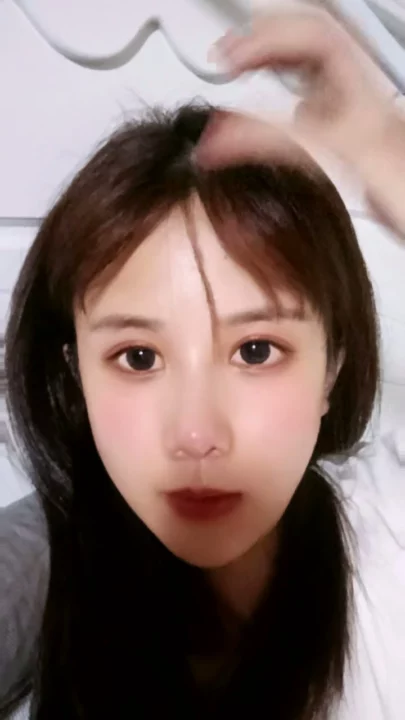 Screenshot 13 from Petite Japonaise se masturbe en POV — Amatrice en lingerie et visage visible