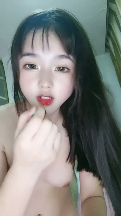 POV Asiatische Amateur Creampie — schlanke Schönheit mit kleinen Titten