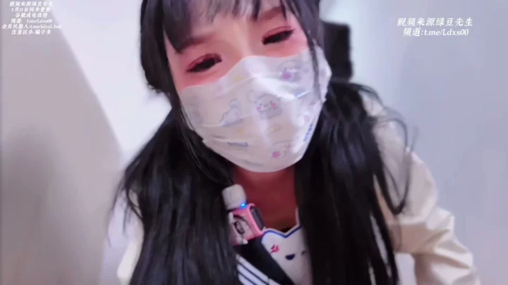 Screenshot 6 from 第一视角内射， petite 亚洲学妹 — 校服和内衣诱惑