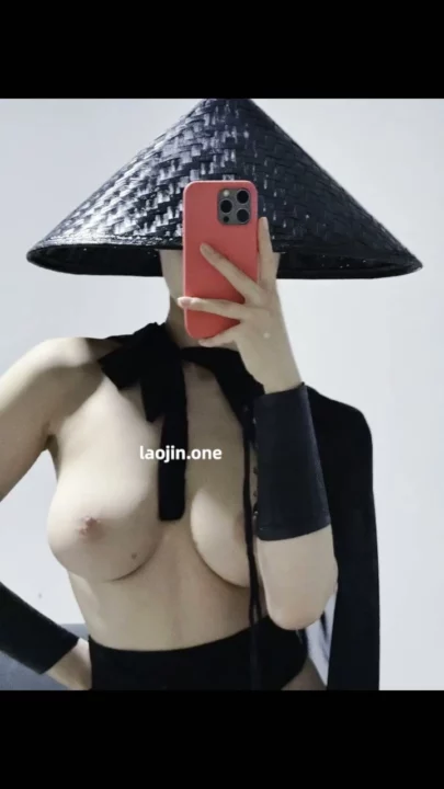 Screenshot 6 aus POV Unzensierter Asian Livestream — Kurvige Schönheit fingert sich in Dessous und Bad [Abczp.Xyz]