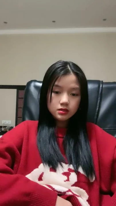 Screenshot 3 from 第一视角 无删减 亚洲自慰 — 穿着内衣和浴室玩乐 [FC2-PPV-1222000]
