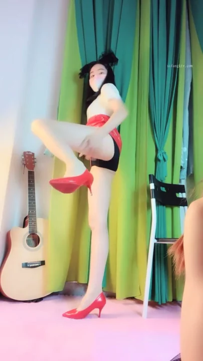 Screenshot 15 from 第一视角无删减自慰 —— 小巧亚洲女孩使用玩具和遮脸 [FC2-PPV-491670] — 117798