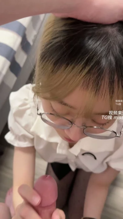 Screenshot 7 from Shanshan Japanese POV Blowjob — Glasses Girl Leaked Anal Scene [FC2-PPV]