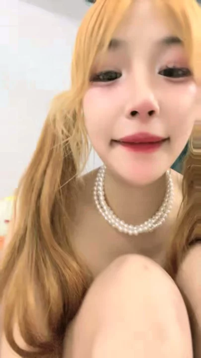 Screenshot 4 from Solo Asian Lingerie Tease — Yuyu in Twin Tails and Pearl Choker