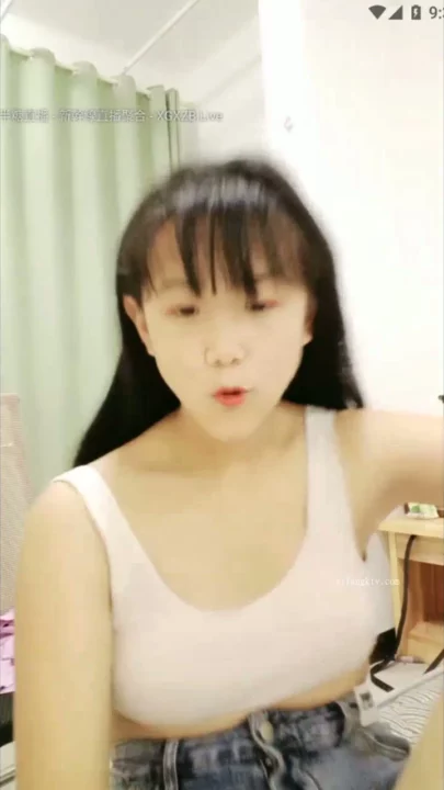 Screenshot 17 from Thủ Dâm Một Mình Châu Á — Em Gái Trung Quốc Nhỏ Nhắn Trên Ghế Sofa Da