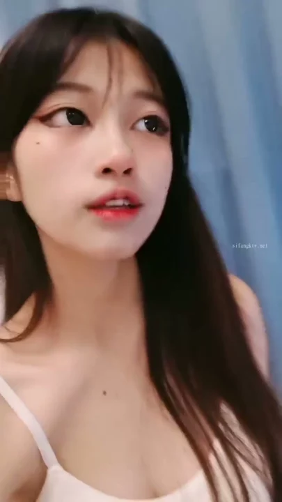 Screenshot 13 from Wenwen Japanese Amateur Solo — Cute Headbands and Face-Shown Masturbation