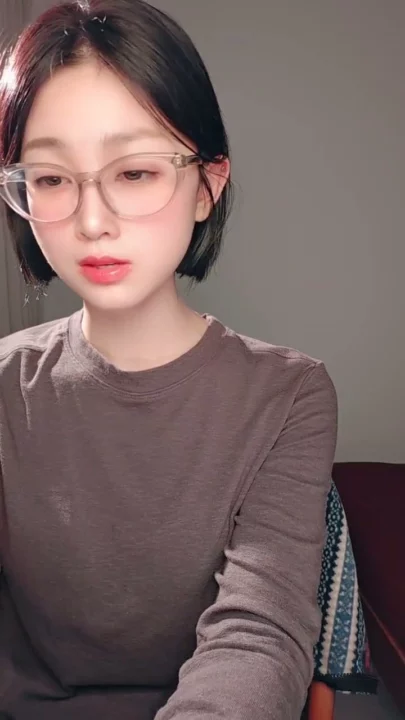 Screenshot 17 from Xiao Japanese Solo Masturbation — Gap Moe Glasses Tease in Lingerie