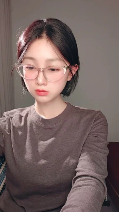 Screenshot 22 from Xiao Japanese Solo Masturbation — Gap Moe Glasses Tease in Lingerie