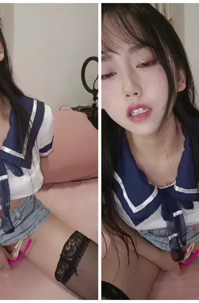 Screenshot 17 from Yaoyao Chinese Livestream Solo — Black Stockings and Sailor Top Tease