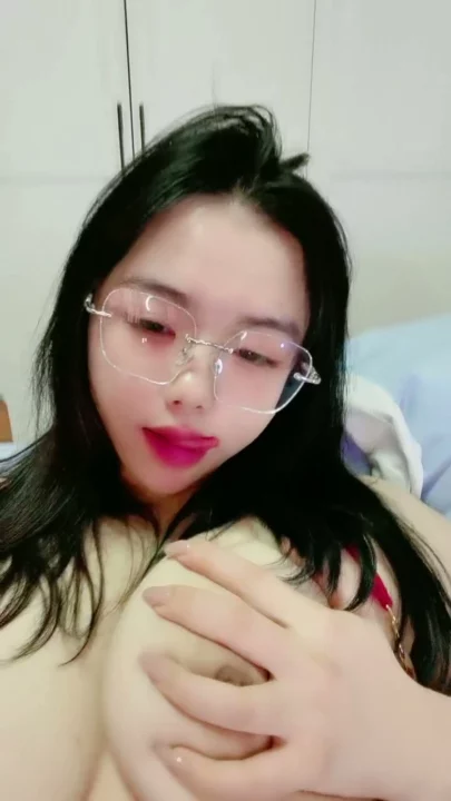 Screenshot 8 from Yueyue Solo Lingerie Masturbation — Big Tits and Fishnet Stockings Showcase