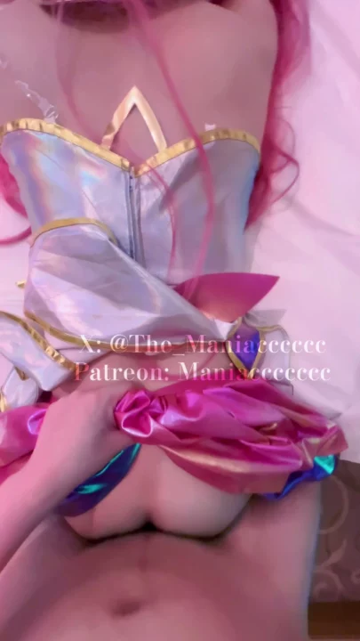 Screenshot 14 from Yumeng Japanese POV Blowjob — Cosplay Deepthroat in Holographic Lingerie