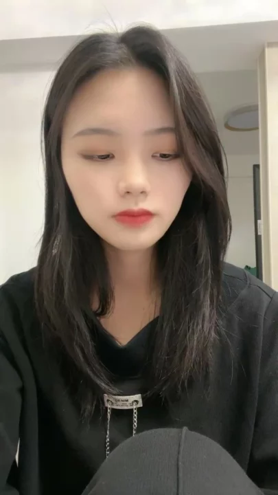 Screenshot 4 from Yuxin Chinese POV Lingerie Masturbation — Face-Shown Solo with Dildo and Blindfold