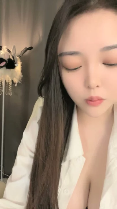 Screenshot 14 from Yuyu Chinese POV Uncensored — Leopard Lingerie and Dildo Play in Hotel