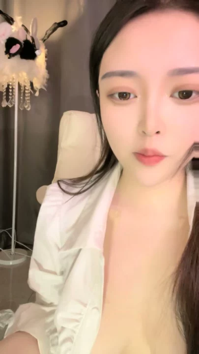 Screenshot 10 from Yuyu Chinese POV Uncensored — Leopard Lingerie and Dildo Play in Hotel